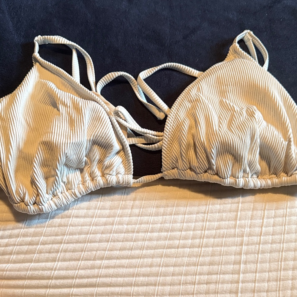Old Navy Pale Cream Ribbed Triangle Bikini top